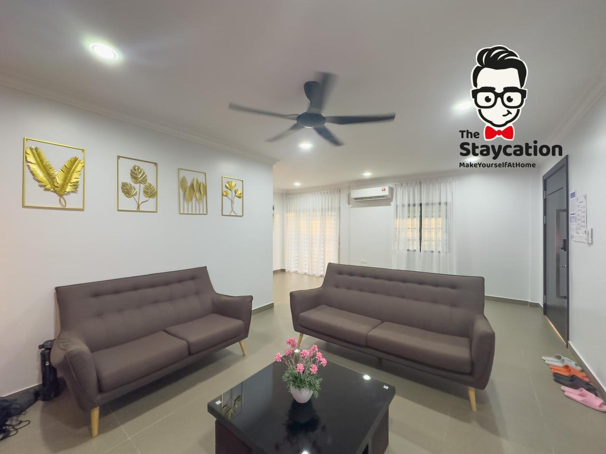 Staycation Homestay 51 Luxe Garden Homestay Kuching Exterior foto